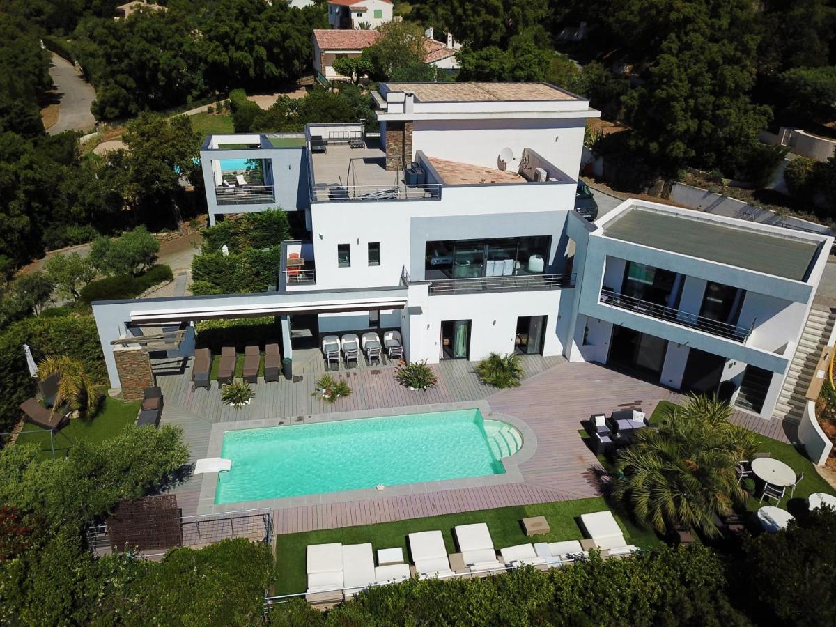 Villa Louancelie B&B Cavalaire-sur-Mer Bagian luar foto