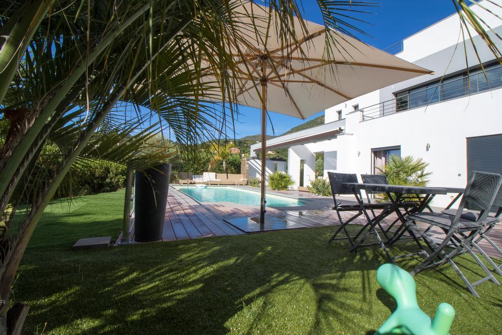 Villa Louancelie B&B Cavalaire-sur-Mer Bagian luar foto