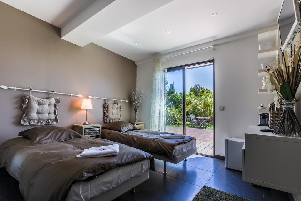 Villa Louancelie B&B Cavalaire-sur-Mer Bagian luar foto